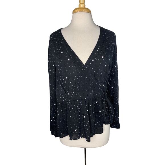 GAP Black Celestial Rayon Long Sleeve Wrap Top Size Medium Womens Stars Dot - Picture 1 of 12